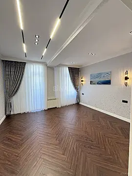 Satılır 3 otaqlı mənzil 145 m²