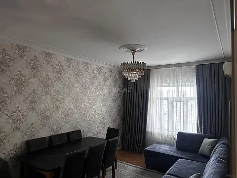 Satılır 4 otaqlı mənzil 110 m²