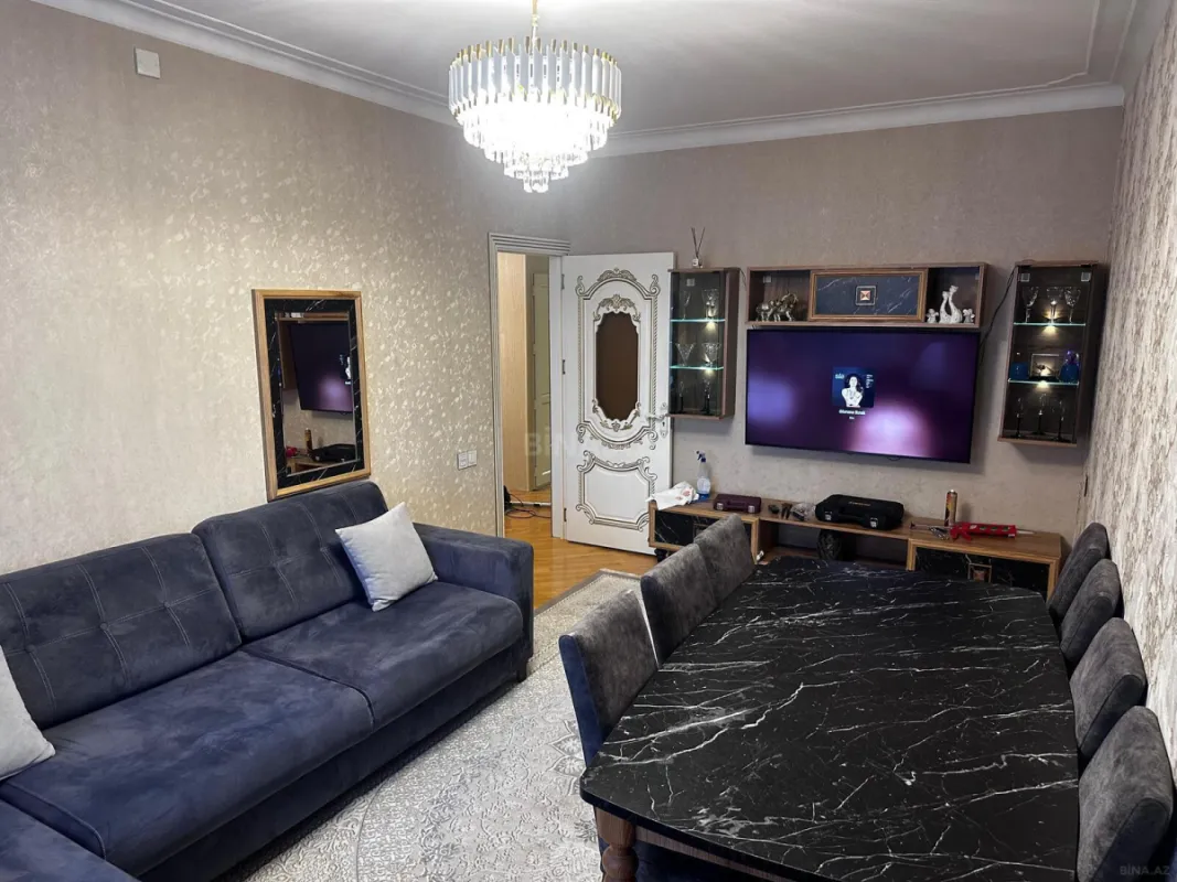 Satılır 4 otaqlı mənzil 110 m²