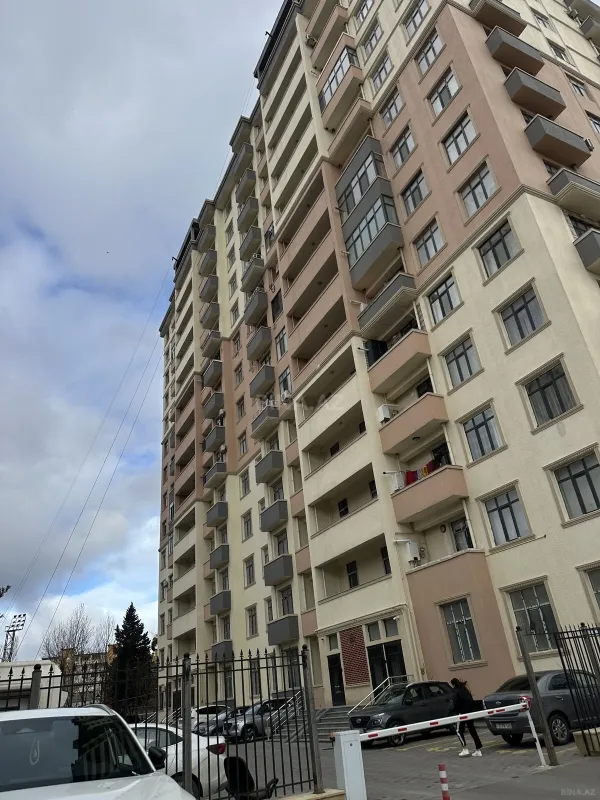 Satılır 2 otaqlı mənzil 85 m²