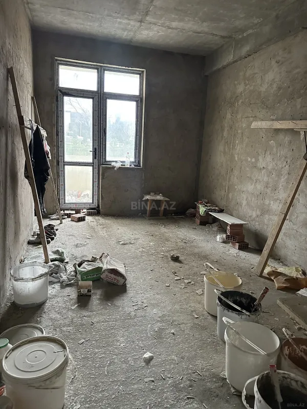 Satılır 2 otaqlı mənzil 85 m²