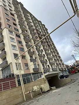 Satılır 2 otaqlı mənzil 85 m²
