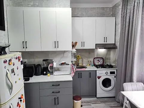 Satılır 2 otaqlı mənzil 64 m²