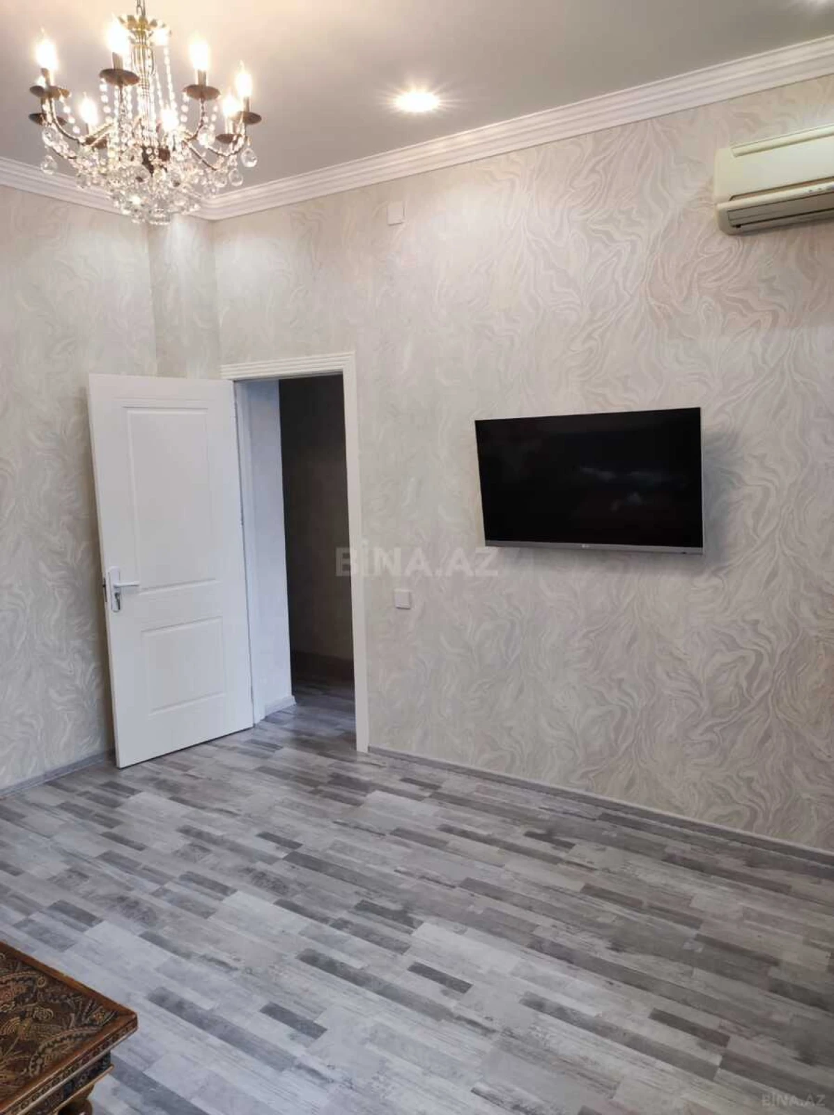 Satılır 2 otaqlı mənzil 64 m²