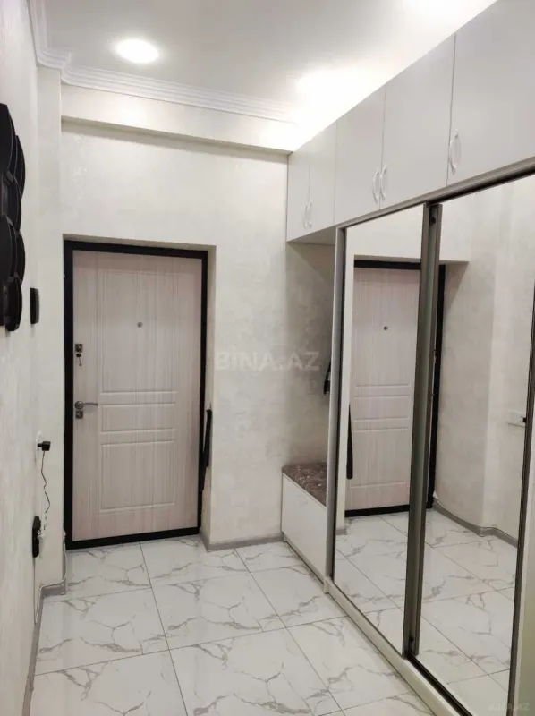 Satılır 2 otaqlı mənzil 64 m²