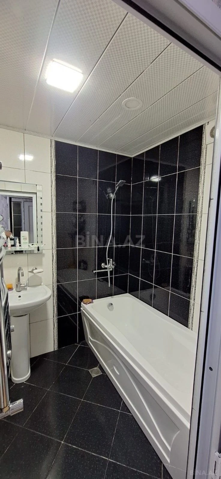 Satılır 2 otaqlı mənzil 37 m²