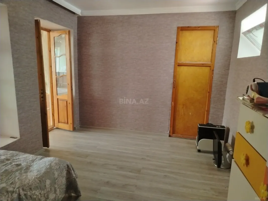 Satılır 4 otaqlı həyət evi 150 m²