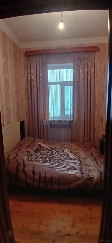 Satılır 5 otaqlı həyət evi 263.5 m²