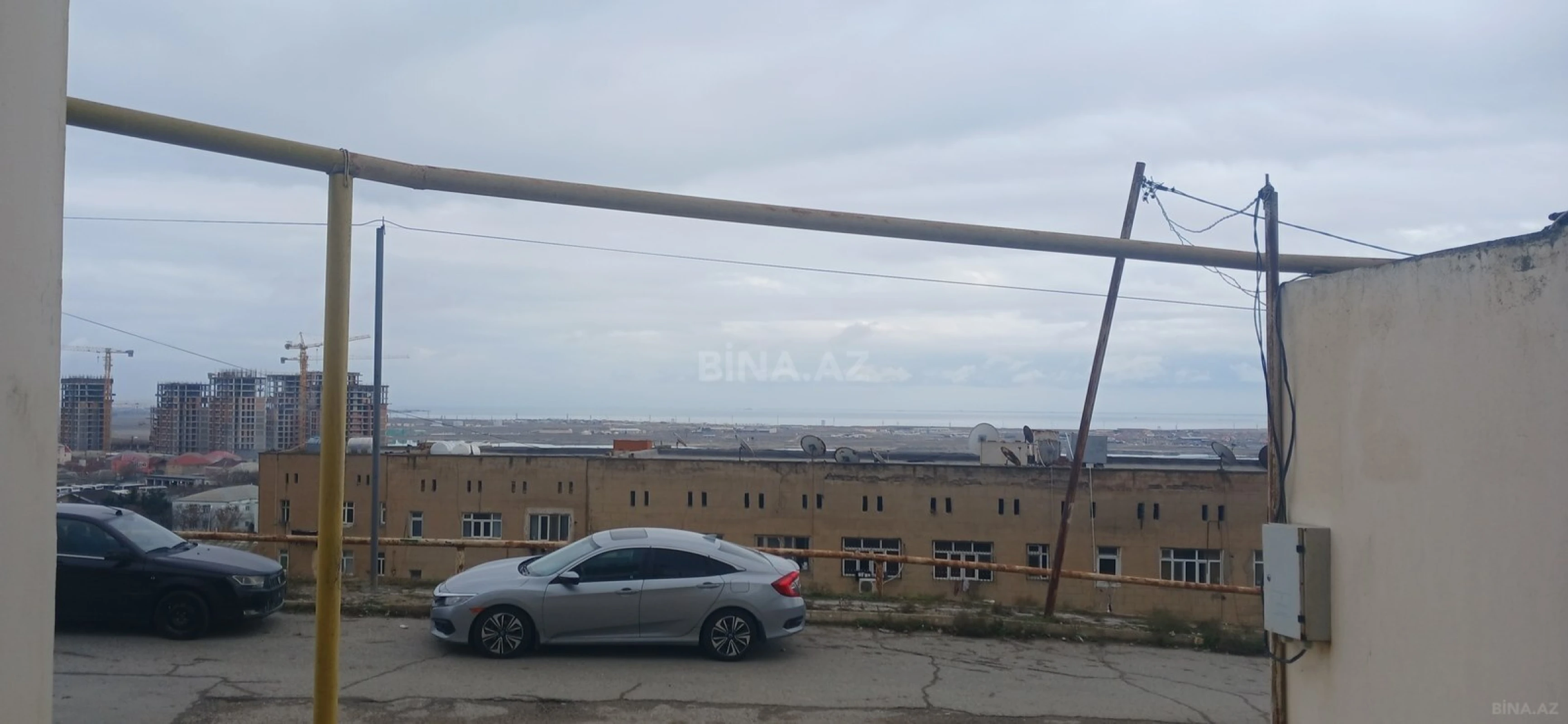 Satılır 5 otaqlı həyət evi 263.5 m²