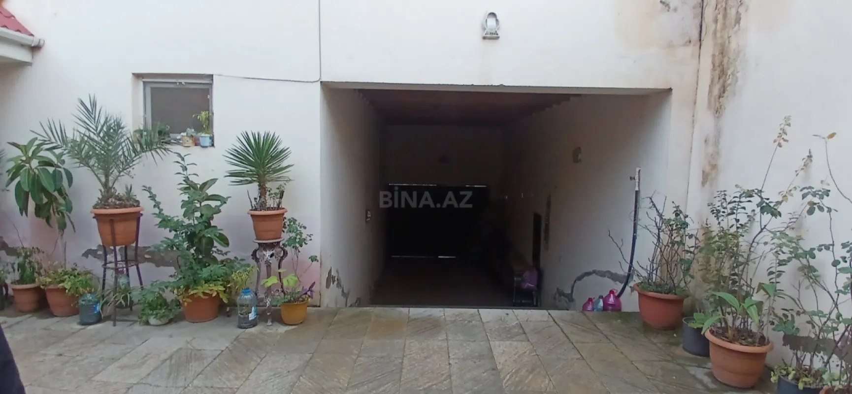 Satılır 5 otaqlı həyət evi 263.5 m²