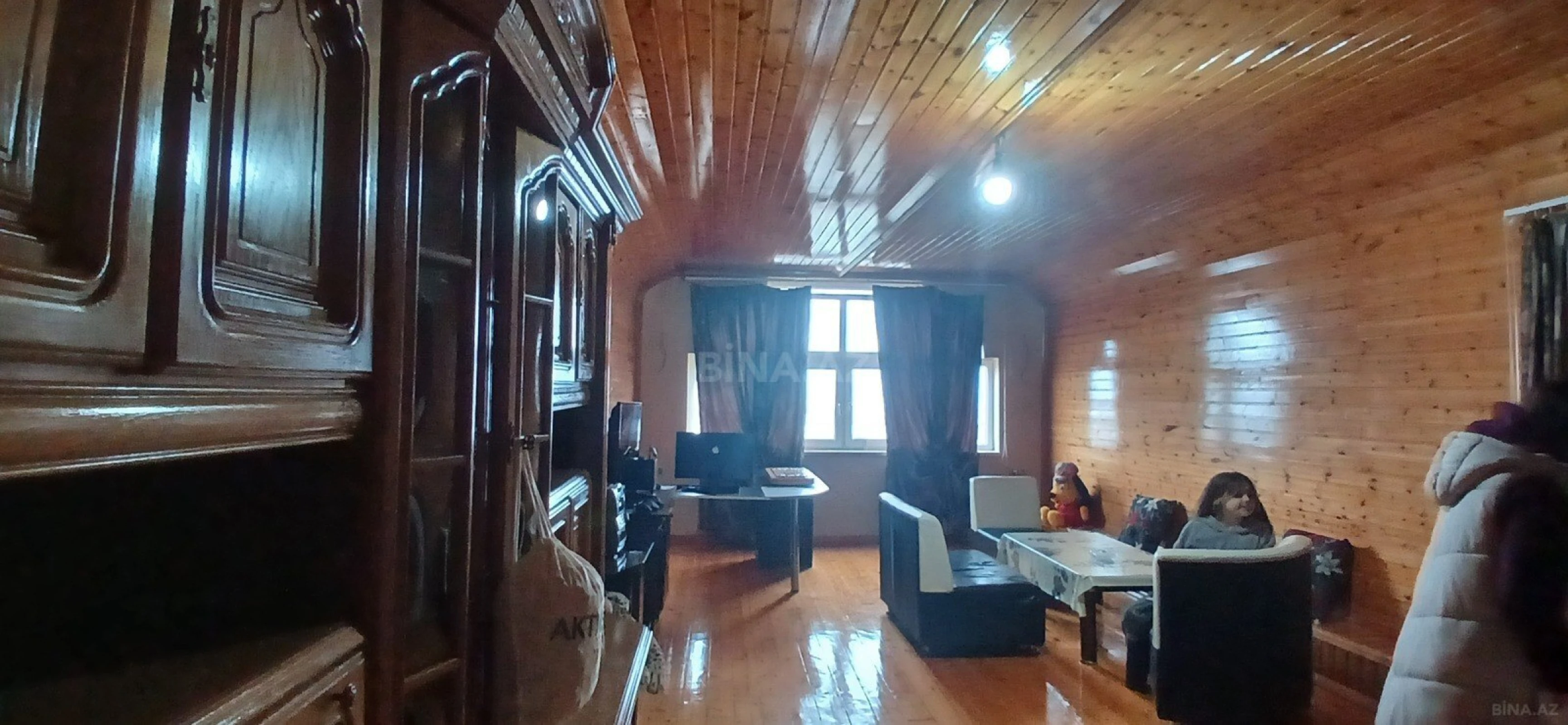 Satılır 5 otaqlı həyət evi 263.5 m²