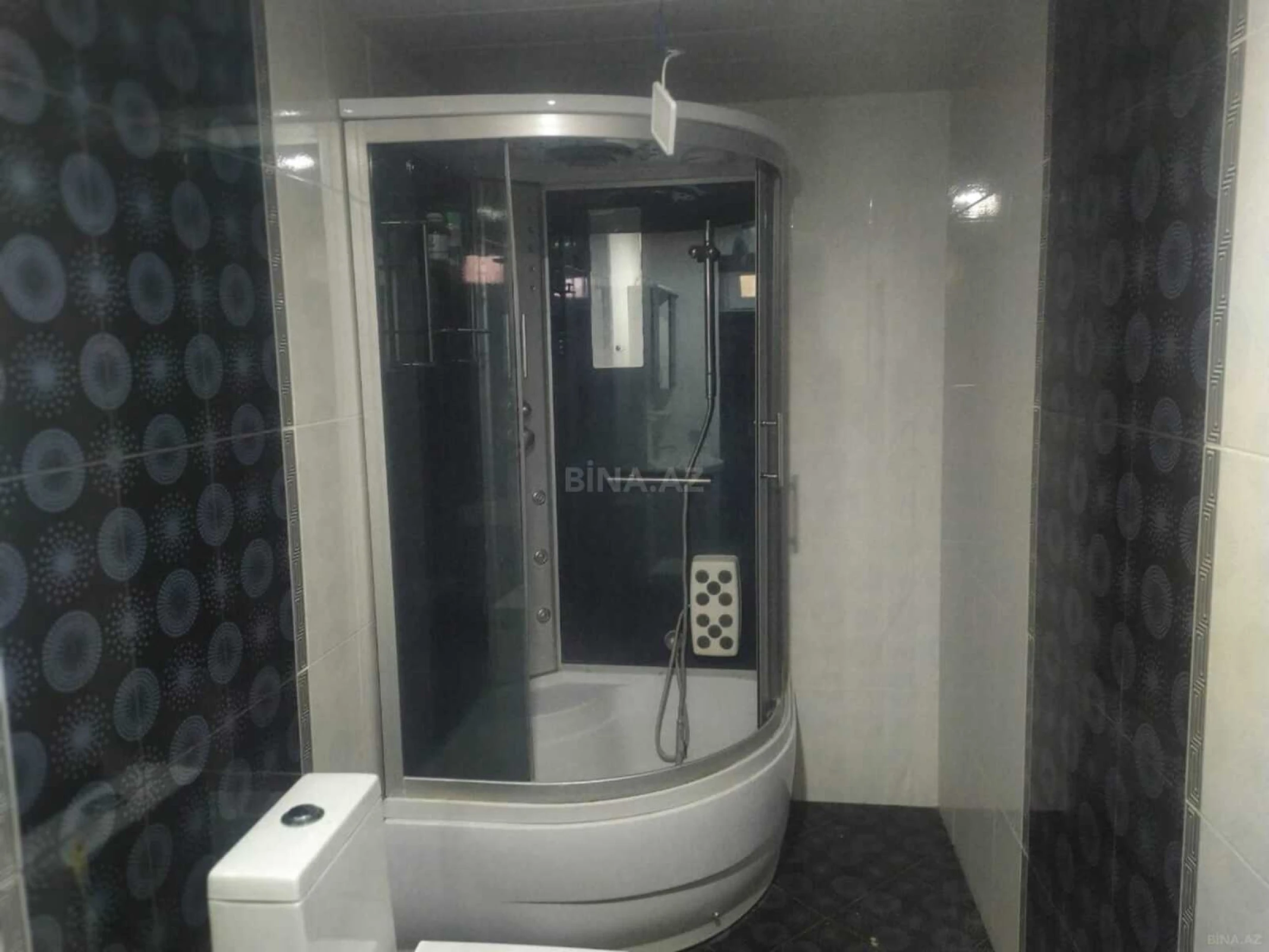 Satılır 5 otaqlı həyət evi 263.5 m²