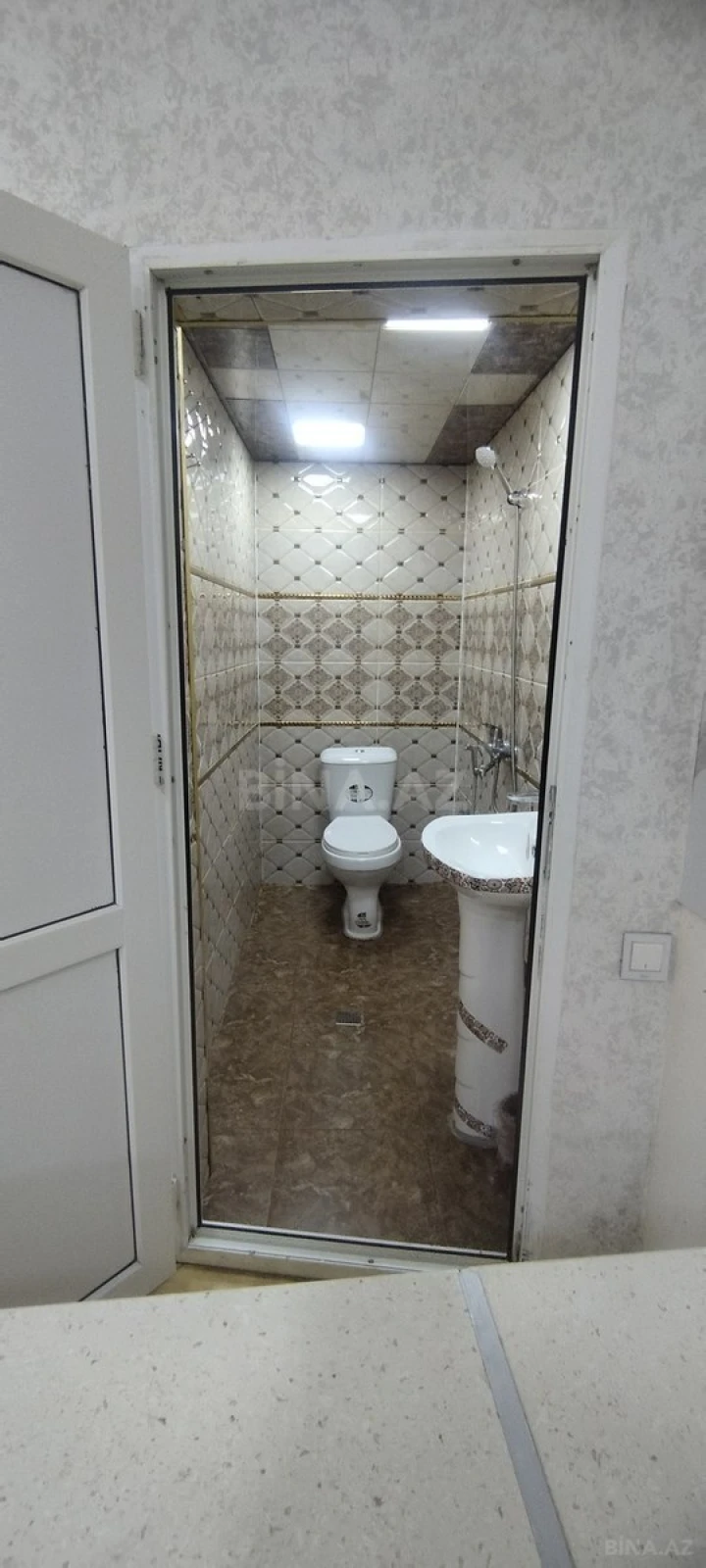 Kirayə verilir 2 otaqlı mənzil 80 m²
