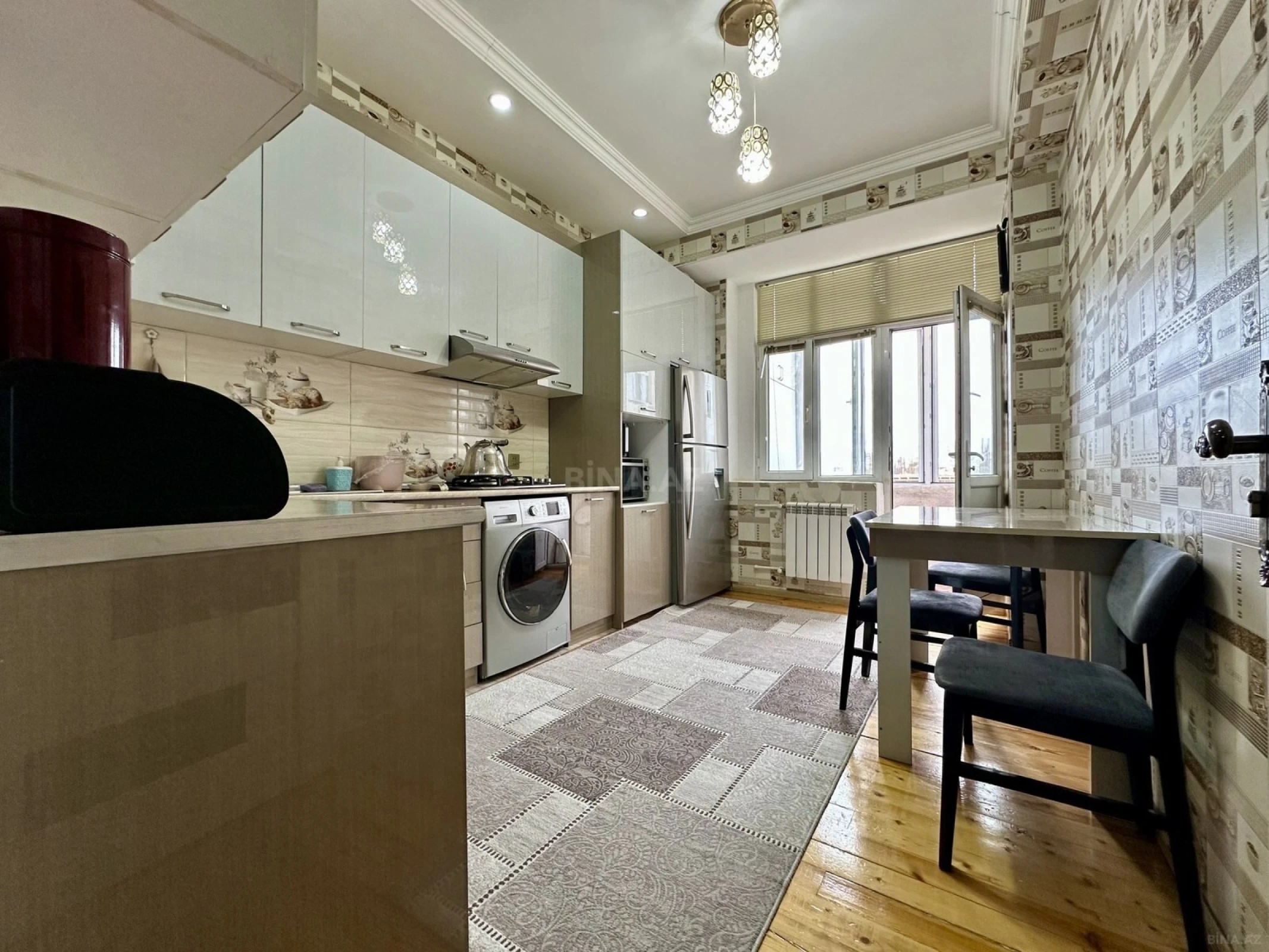 Satılır 3 otaqlı mənzil 105 m²