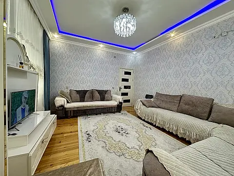 Satılır 3 otaqlı mənzil 105 m²