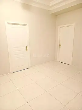 Kirayə verilir 2 otaqlı mənzil 108 m²
