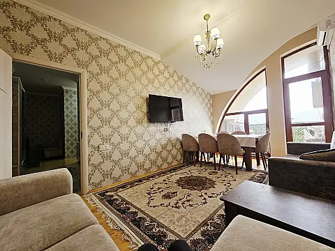 Satılır 2 otaqlı mənzil 64 m²