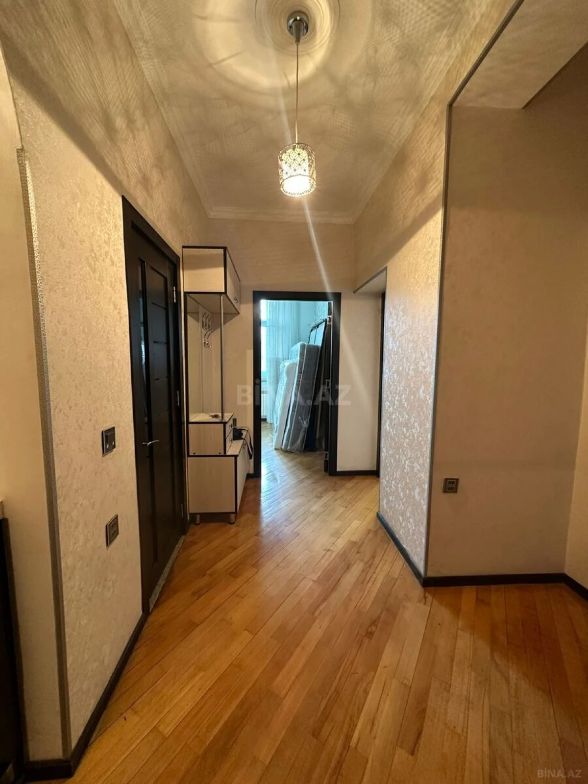 Kirayə verilir 2 otaqlı mənzil 55 m²