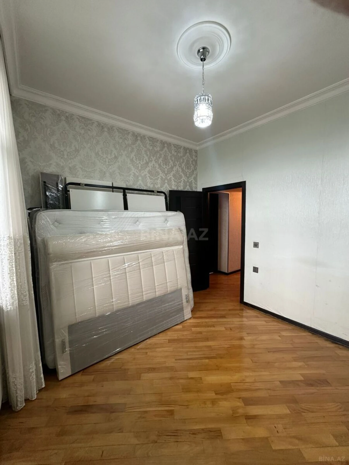 Kirayə verilir 2 otaqlı mənzil 55 m²