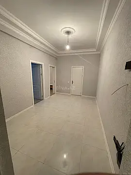 Kirayə verilir 2 otaqlı mənzil 76 m²