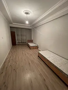 Kirayə verilir 2 otaqlı mənzil 76 m²