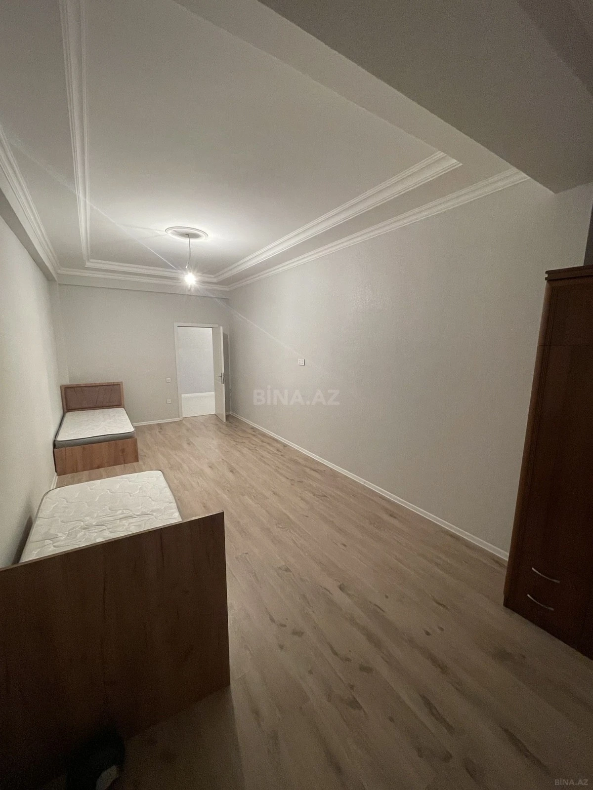 Kirayə verilir 2 otaqlı mənzil 76 m²