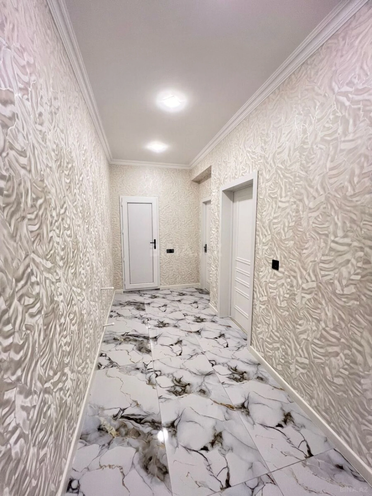 Satılır 2 otaqlı mənzil 54 m²