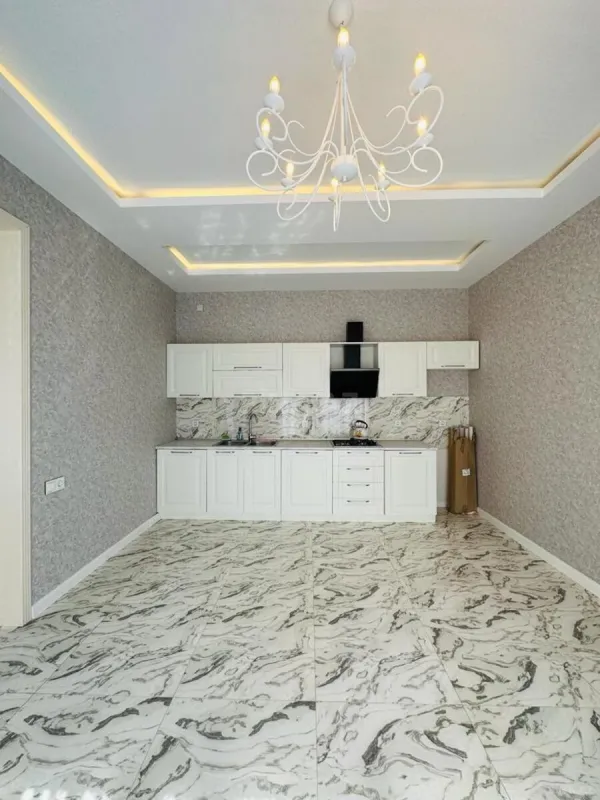Satılır 4 otaqlı həyət evi 180 m²