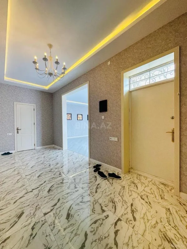 Satılır 4 otaqlı həyət evi 180 m²