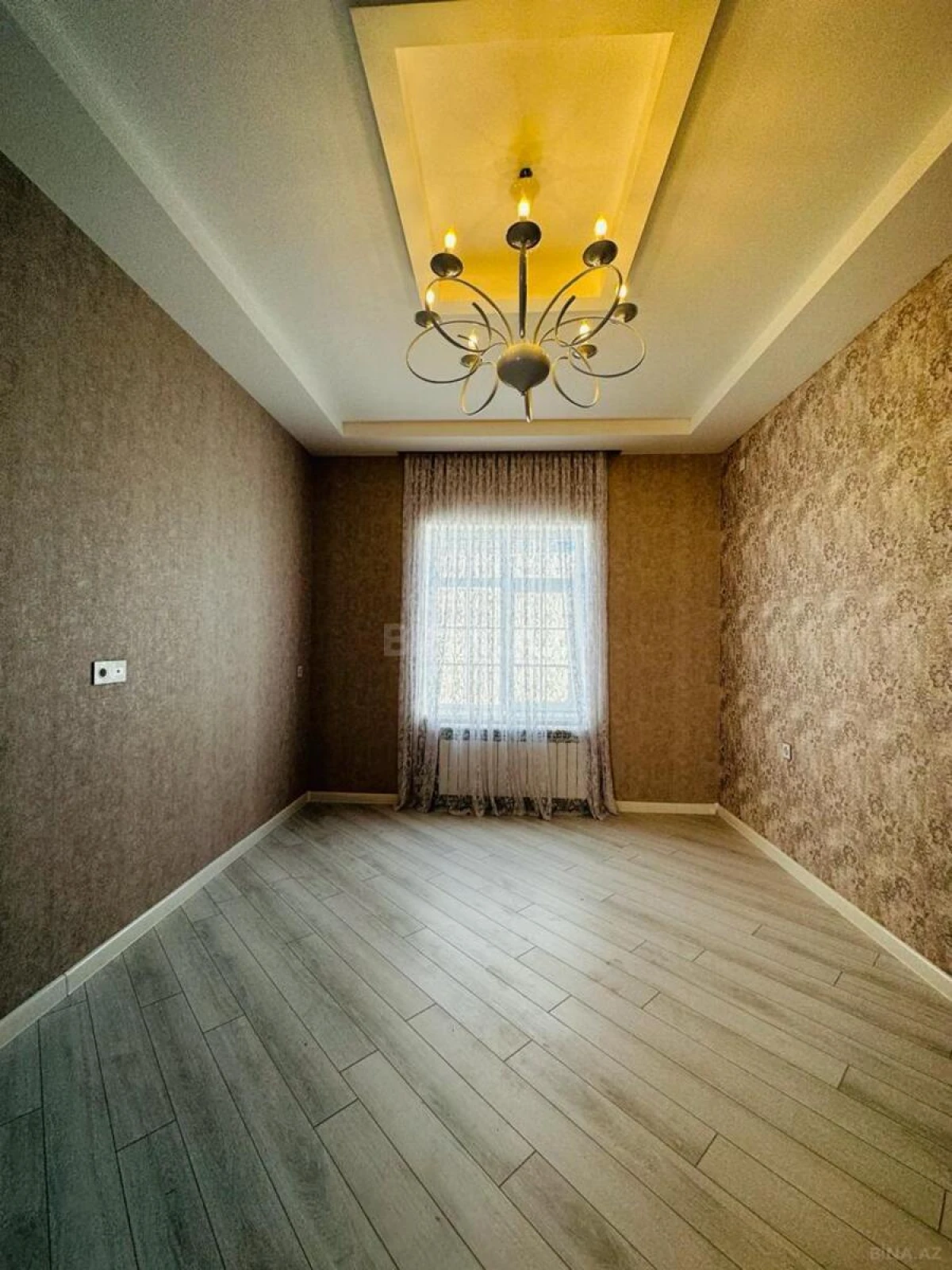 Satılır 4 otaqlı həyət evi 180 m²