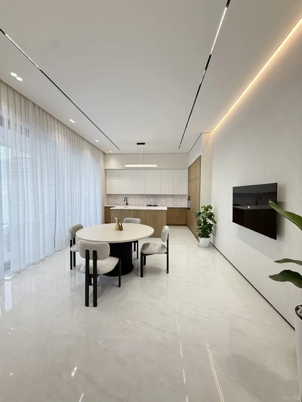 Satılır 5 otaqlı həyət evi 260 m²