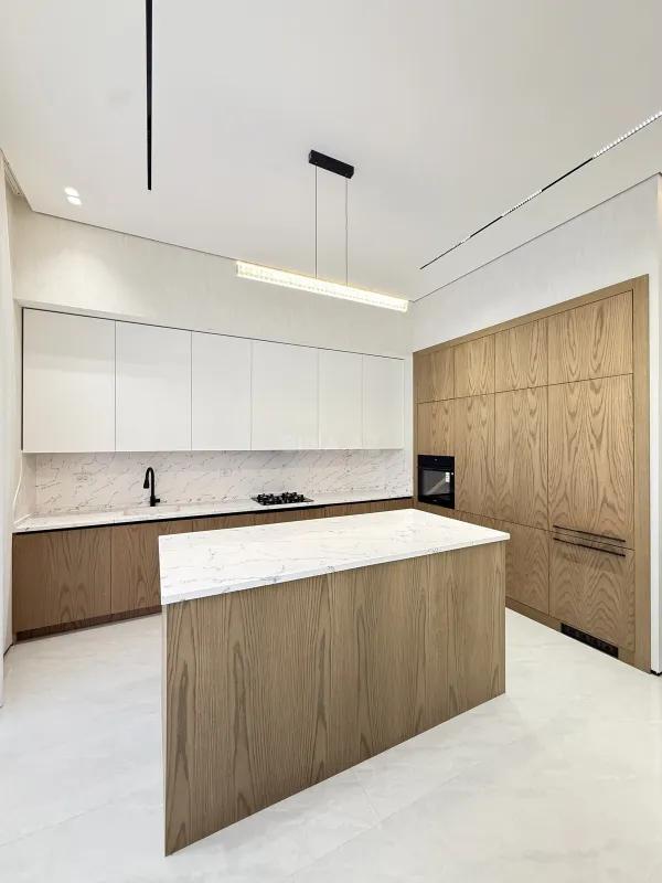 Satılır 5 otaqlı həyət evi 260 m²