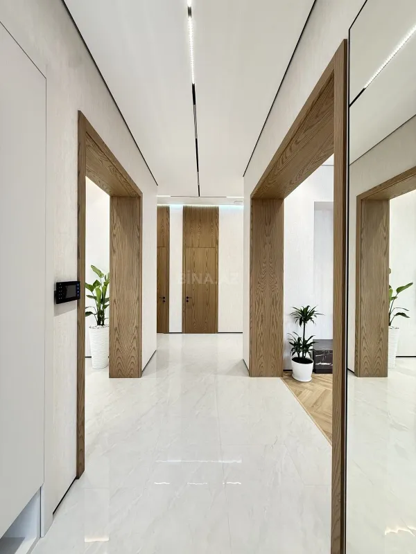 Satılır 5 otaqlı həyət evi 260 m²