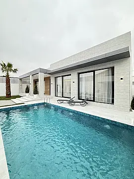 Satılır 5 otaqlı həyət evi 260 m²