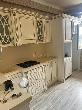Kirayə verilir 3 otaqlı mənzil 130 m²
