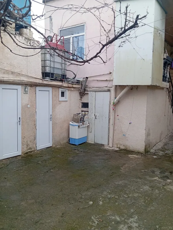 Satılır 7 otaqlı həyət evi 160 m²