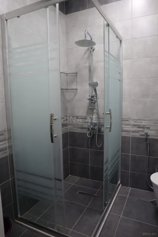 Kirayə verilir 3 otaqlı mənzil 105 m²