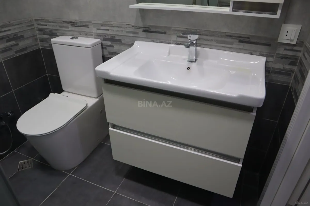 Kirayə verilir 3 otaqlı mənzil 105 m²