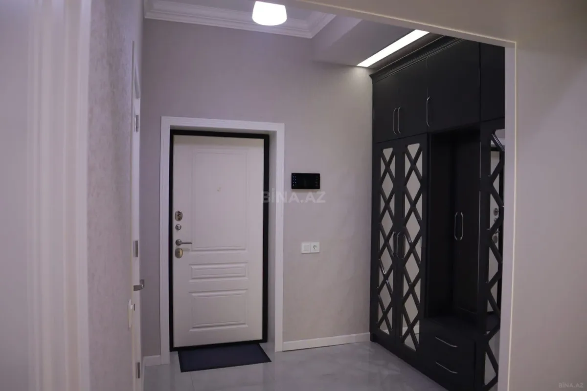 Kirayə verilir 3 otaqlı mənzil 105 m²
