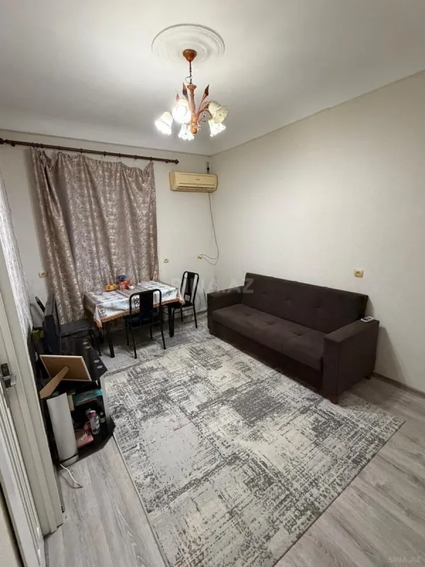 Satılır 2 otaqlı mənzil 50 m²