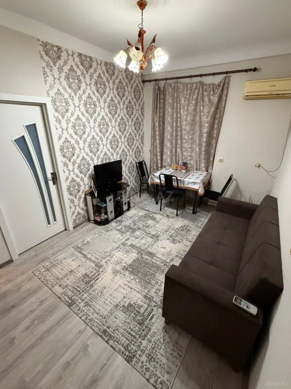 Satılır 2 otaqlı mənzil 50 m²