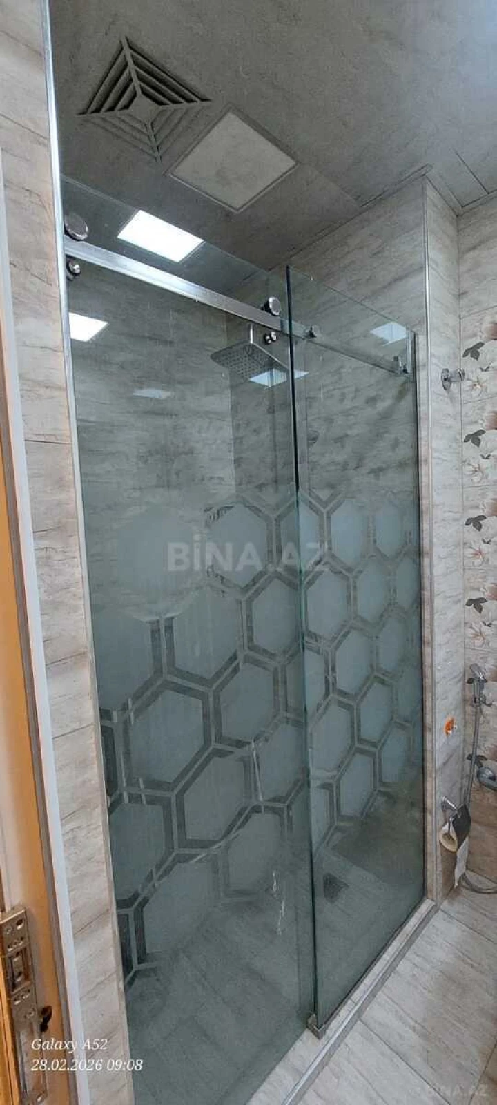 Kirayə verilir 3 otaqlı mənzil 70 m²