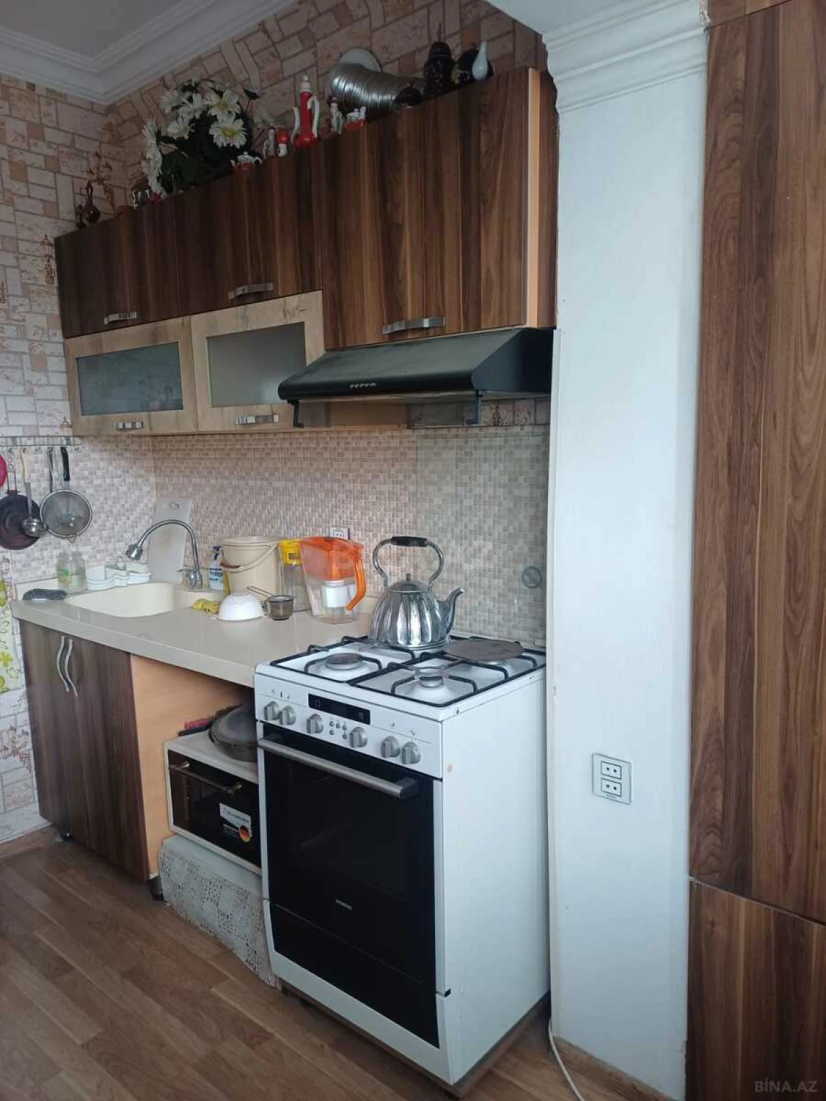 Satılır 5 otaqlı mənzil 125 m²