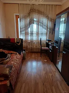 Satılır 5 otaqlı mənzil 125 m²
