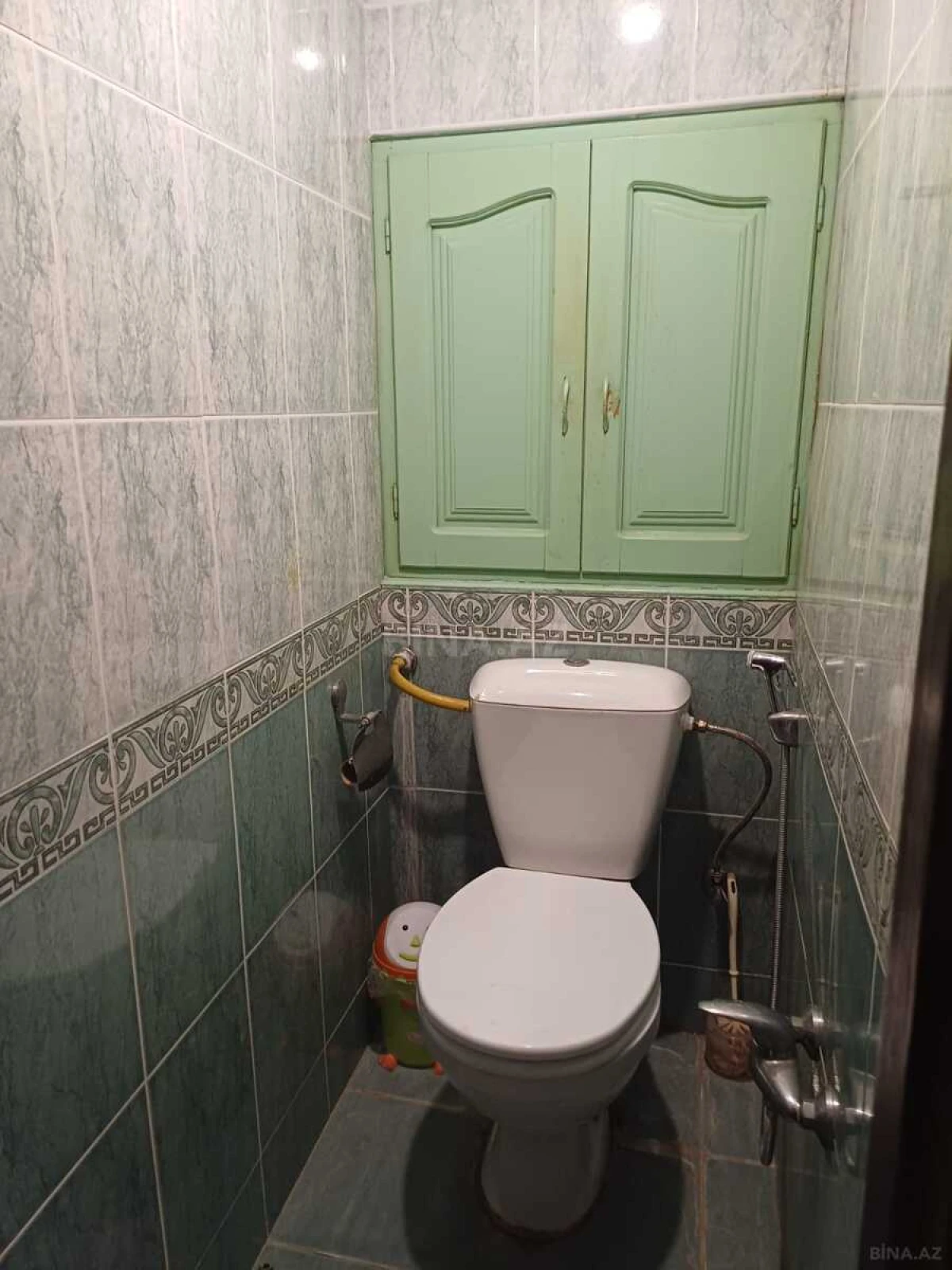 Satılır 5 otaqlı mənzil 125 m²