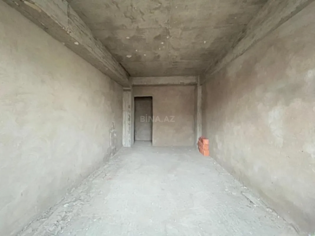 Satılır 4 otaqlı mənzil 154 m²