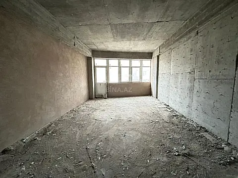 Satılır 4 otaqlı mənzil 154 m²