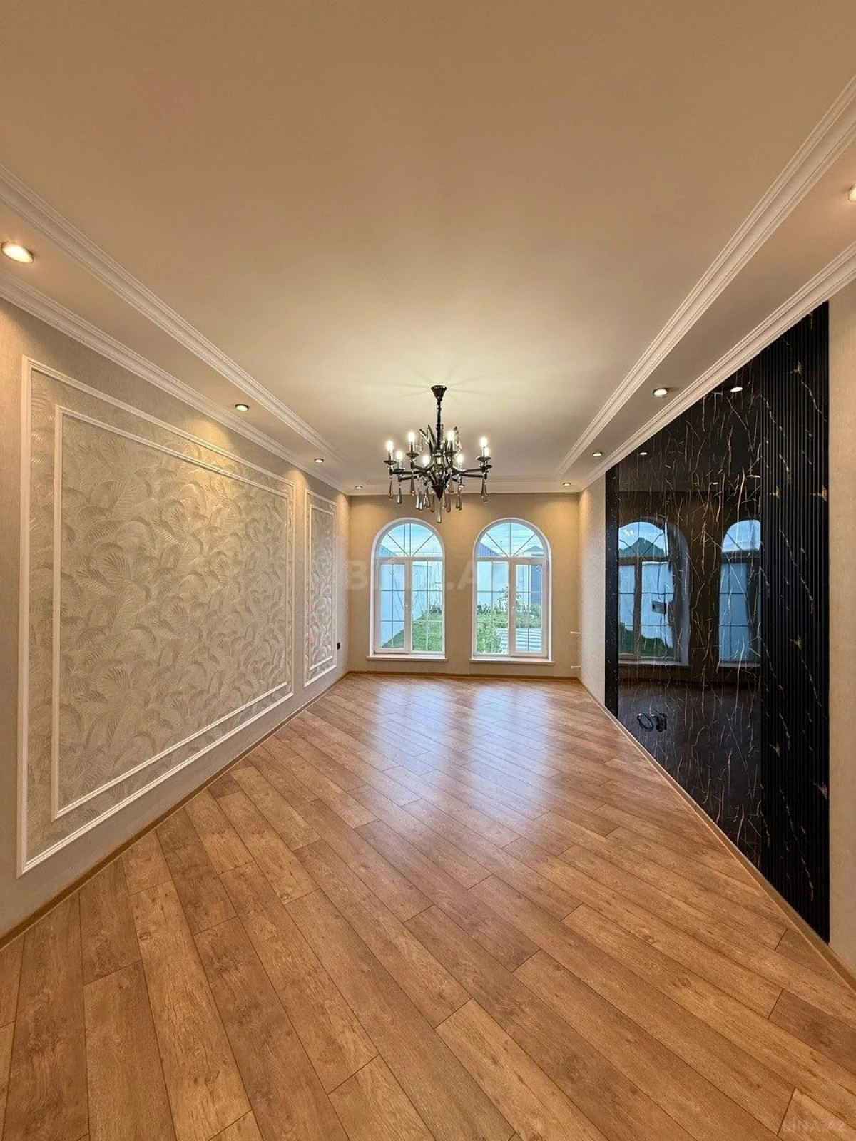 Satılır 4 otaqlı həyət evi 160 m²