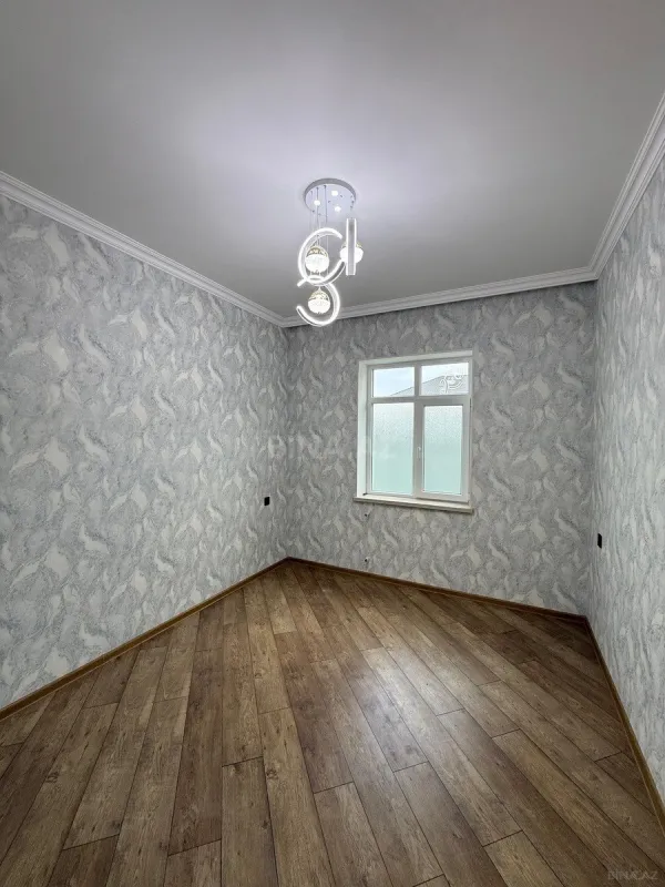 Satılır 4 otaqlı həyət evi 160 m²