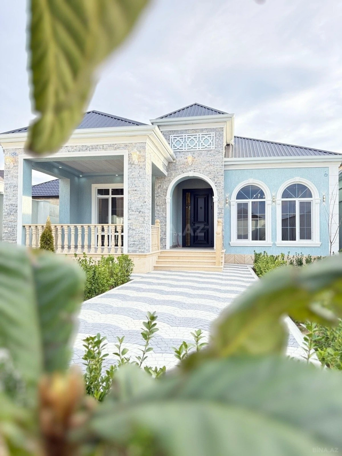 Satılır 4 otaqlı həyət evi 160 m²